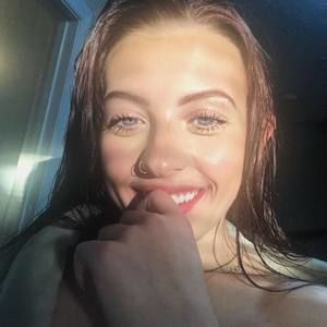 Meet your Posher, Paige